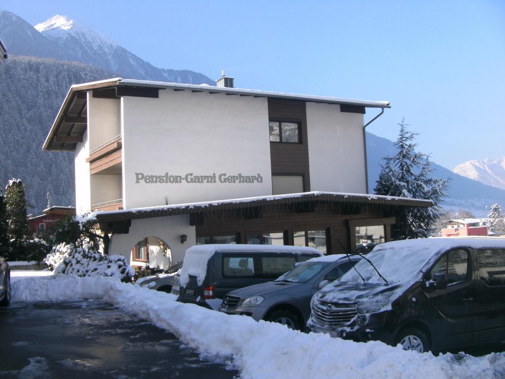 Pension Garni Gerhard เอิทซ์ ภายนอก รูปภาพ