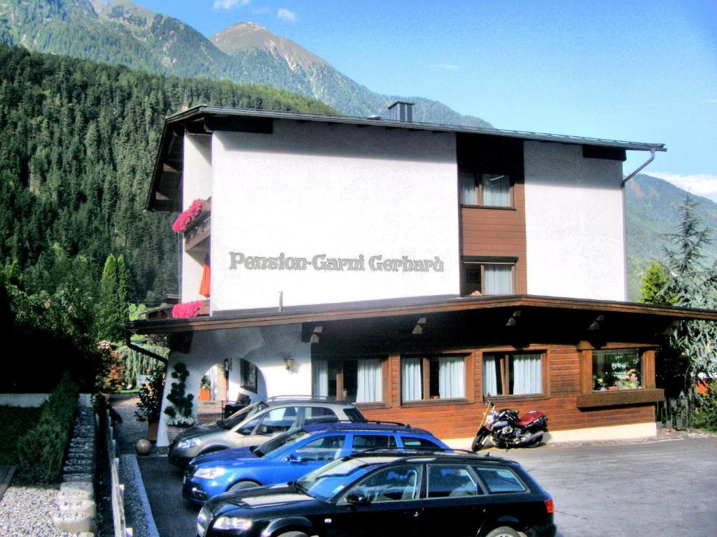 Pension Garni Gerhard เอิทซ์ ภายนอก รูปภาพ
